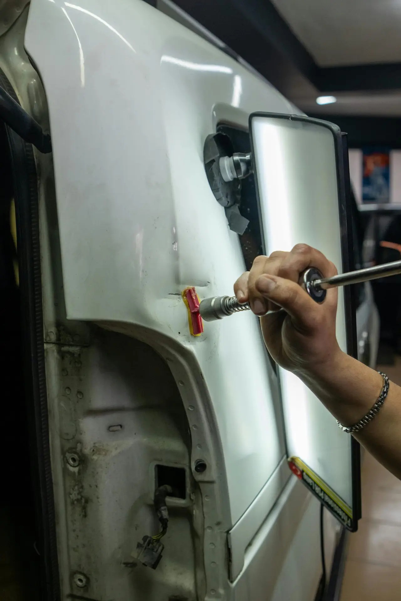 Paintless dent repair